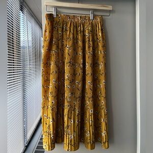 Floral Yellow Pleated Skirt